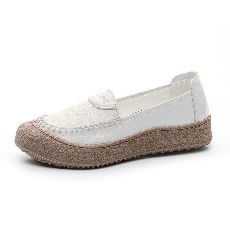 Schuhe mit weicher Sohle aus 100 % echtem Rindsleder.