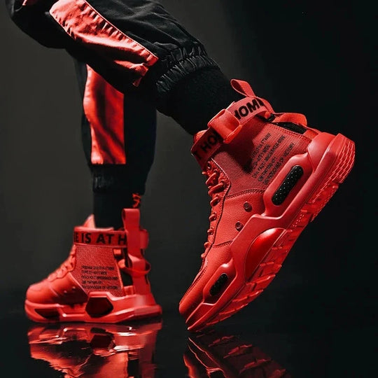 Urbane Und Trendige Outdoor-Turnschuhe