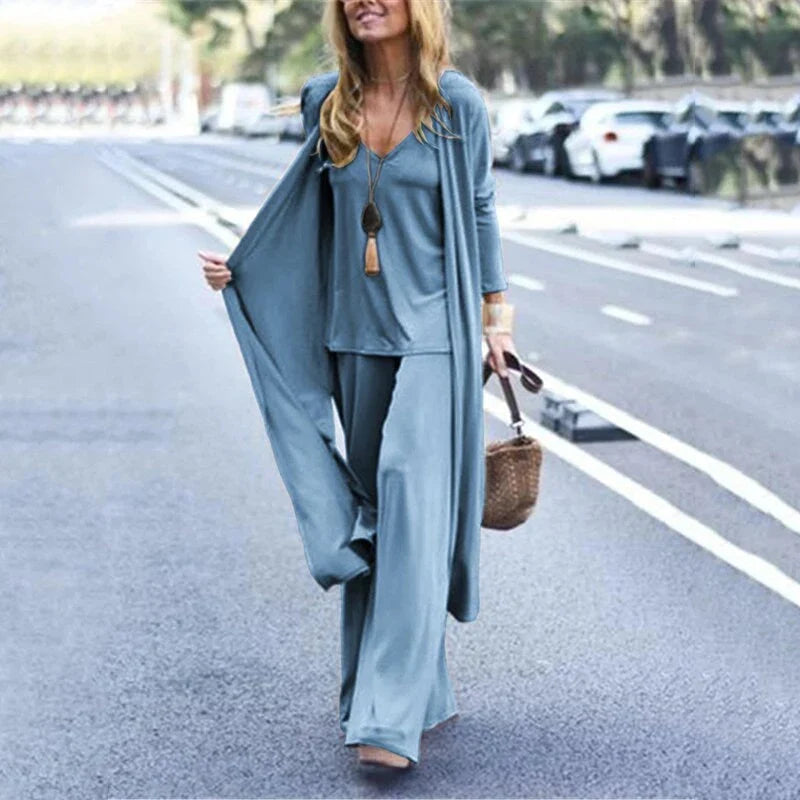 Comfortable three-piece linen set