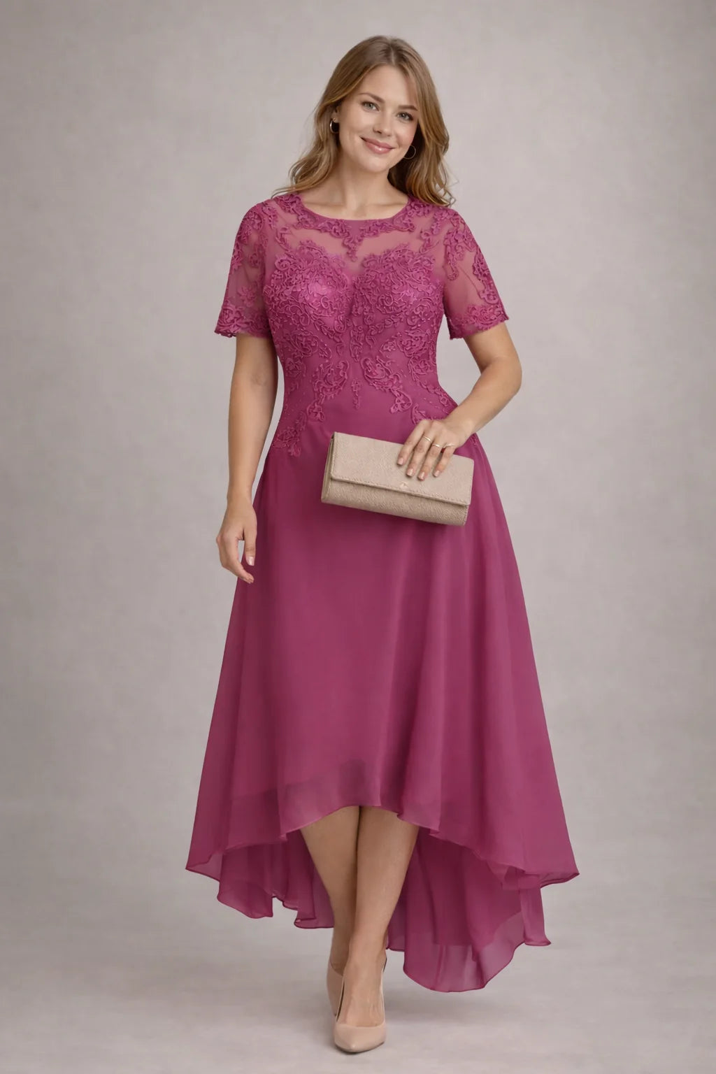 Damen Abendkleid mit Spitze und kurzen Ärmeln