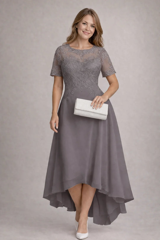 Damen Abendkleid mit Spitze und kurzen Ärmeln