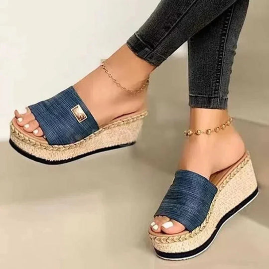 Rattan-Sandalen