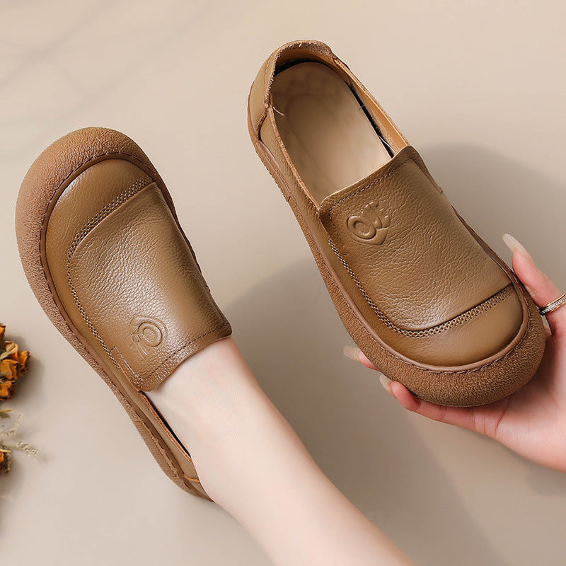 Handgefertigte Damenschuhe mit runder Zehenpartie