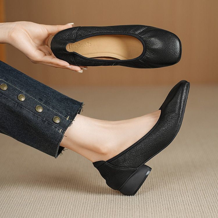 Flache Damenschuhe aus weichem Leder im französischen Stil