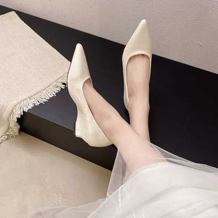 Halbschuhe für Damen mit Keilabsatz