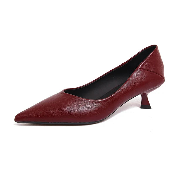 Elegante Pumps aus weichem Leder mit spitzer Zehenpartie