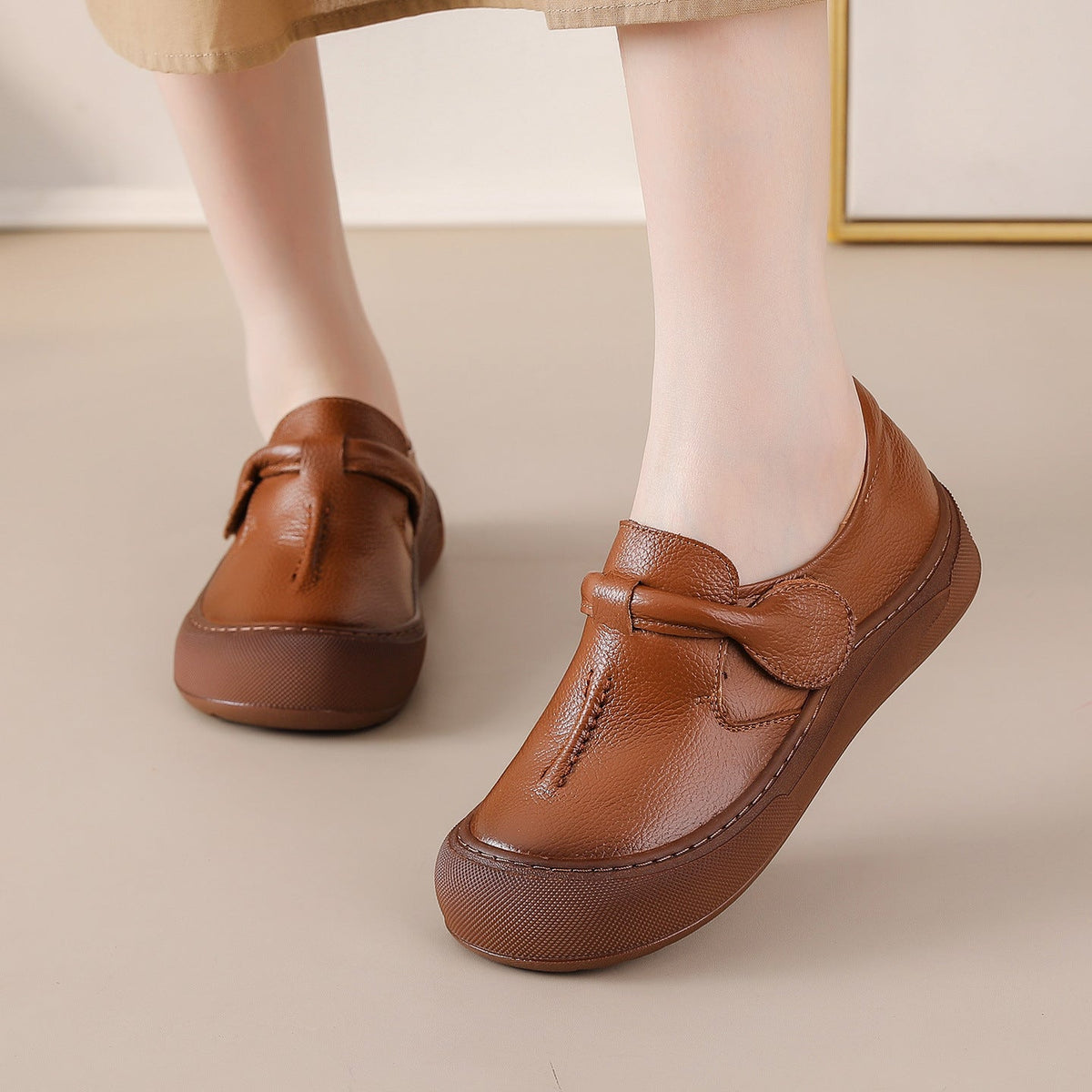 Retro-Slip-On-Damenschuhe aus echtem Leder