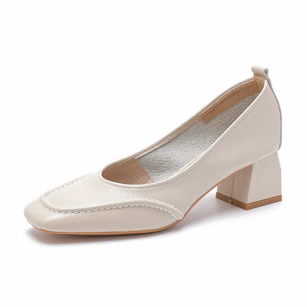 Schuhe aus echtem Leder mit Blockabsatz und eckiger Schuhspitze
