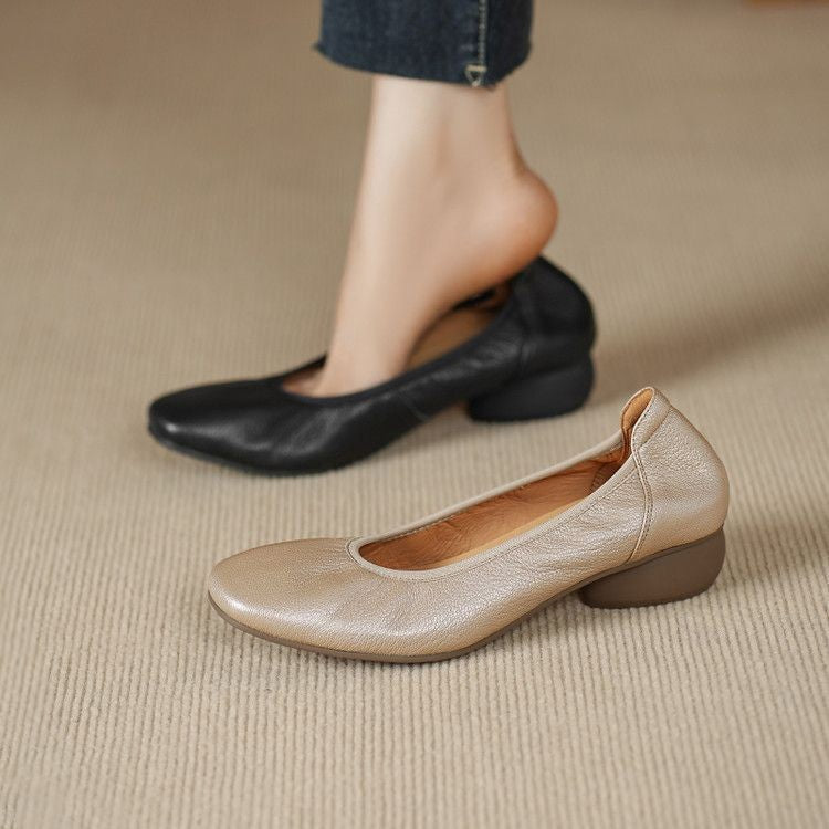 Flache Damenschuhe aus weichem Leder im französischen Stil