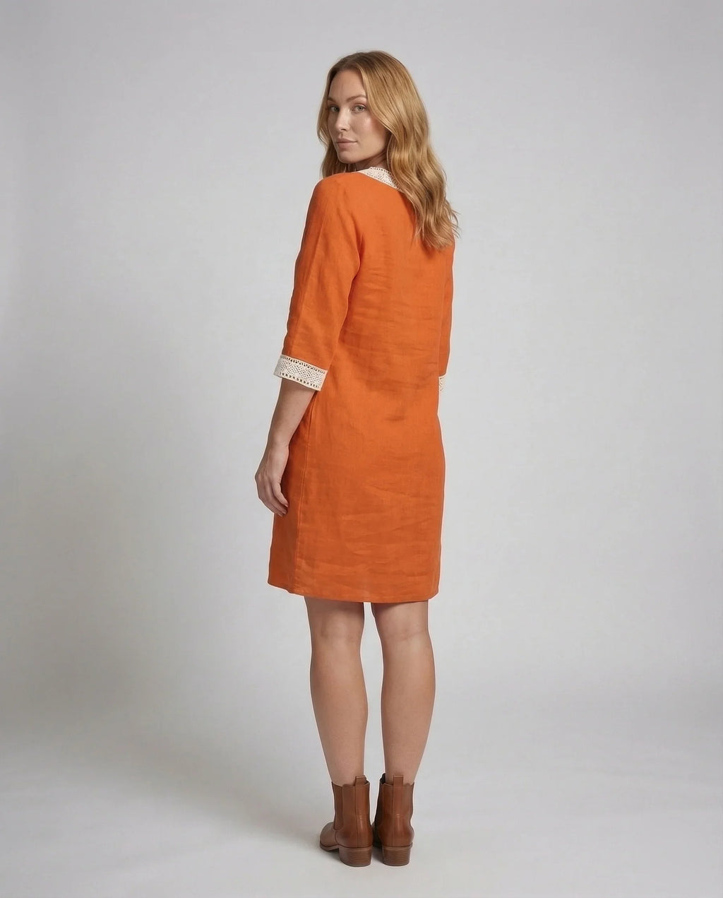 Damen Leinen-Midikleid Gehäkelte Spitzenpasse