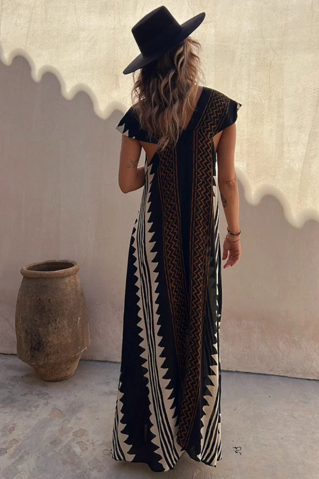 Trendiges, aztekisch inspiriertes Leberkleid für Damen