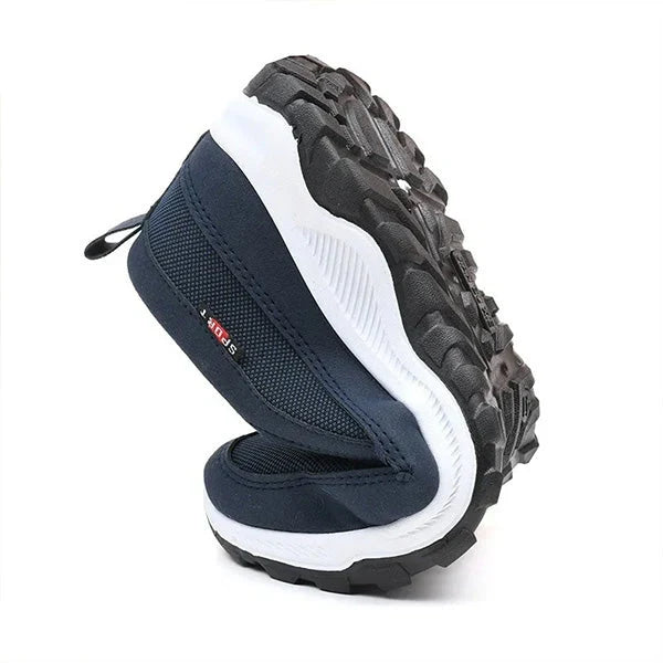 Men’s slip-on mesh sneakers
